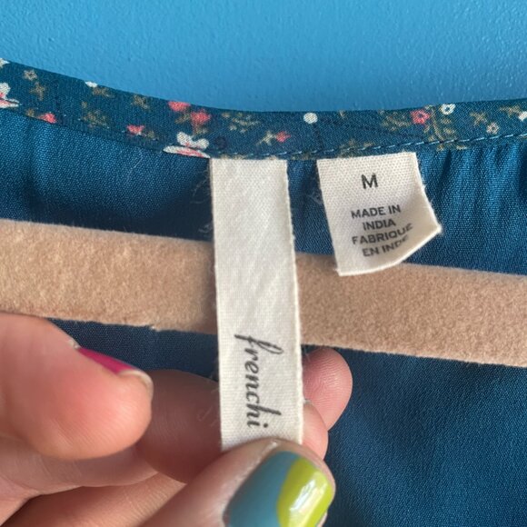 Blue flower patterned Frenchi summer dress, size M - Picture 3 of 3